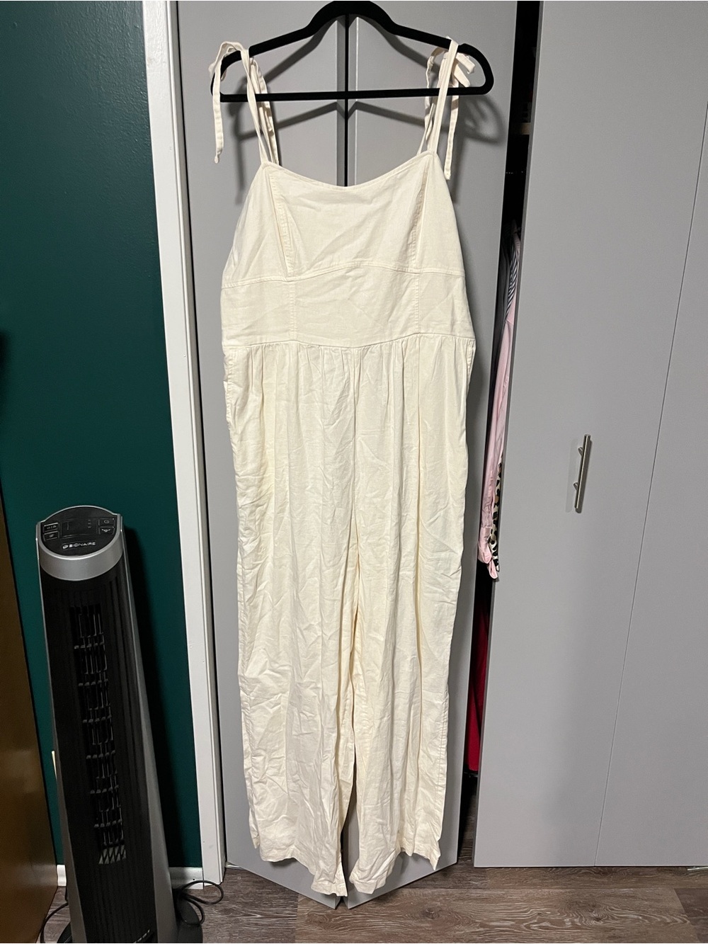 Old Navy Cream Tie-Shoulder Wide-Leg Jumpsuit